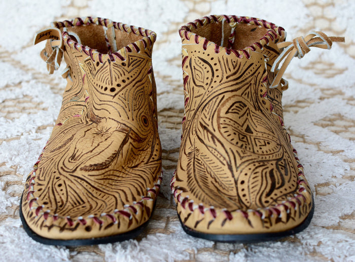 Mox "Zig Zag" - Valentine's Calf Skull